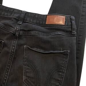 𝅺Hollister Women's 25 Dark Grunge Ripped High-Rise Super Skinny‎ Classic Jeans